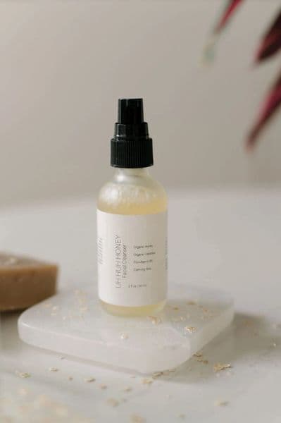 Uh Huh Honey Facial Cleanser