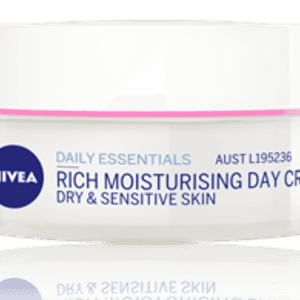 Daily Essentials Rich Moisturising Day Face Cream