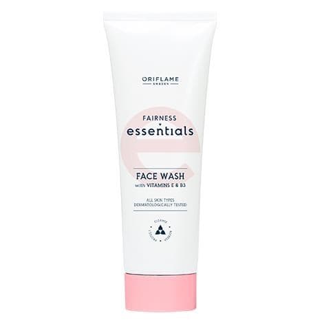 Fairness Essentials Face Wash with Vitamins E & B3