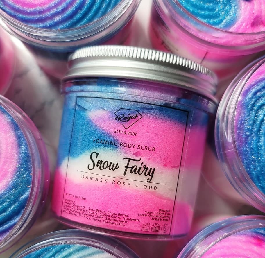 Snow Fairy Foaming Body Scrub