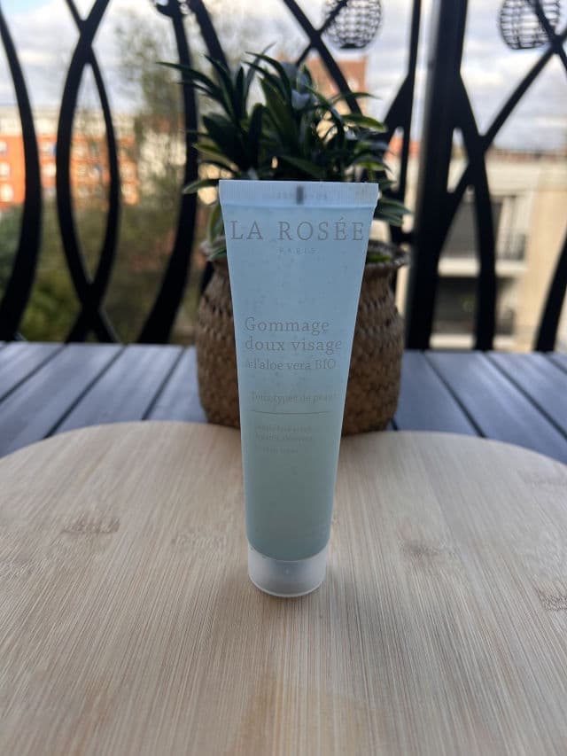 La Rosée Gommage Doux Visage review photo by chocapik972