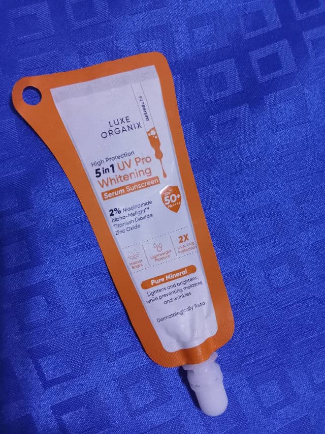 Luxe Organix 5in1 UV Pro Whitening Serum Sunscreen SPF 47 PA+++ review photo by Xianna
