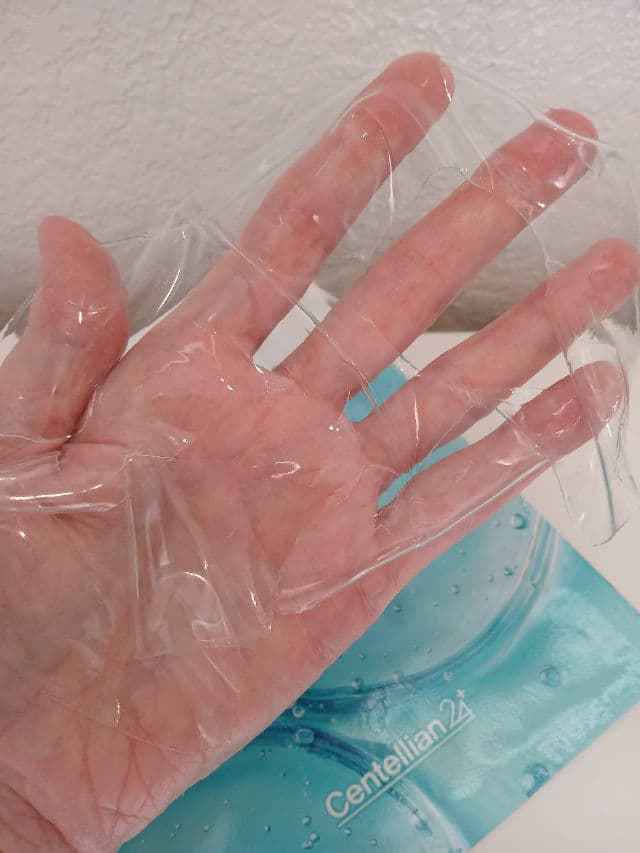 Centellian24 Madeca Lab Hyal Waterfull Glow Gel Mask review photo by PattiL