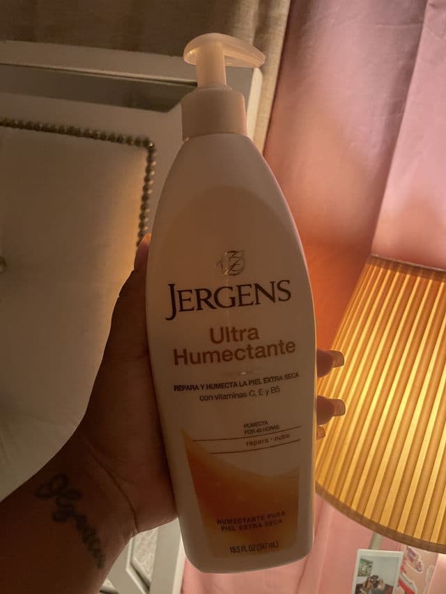Jergens Ultra Hydrating Daily Moisturizer review photo by marlenny