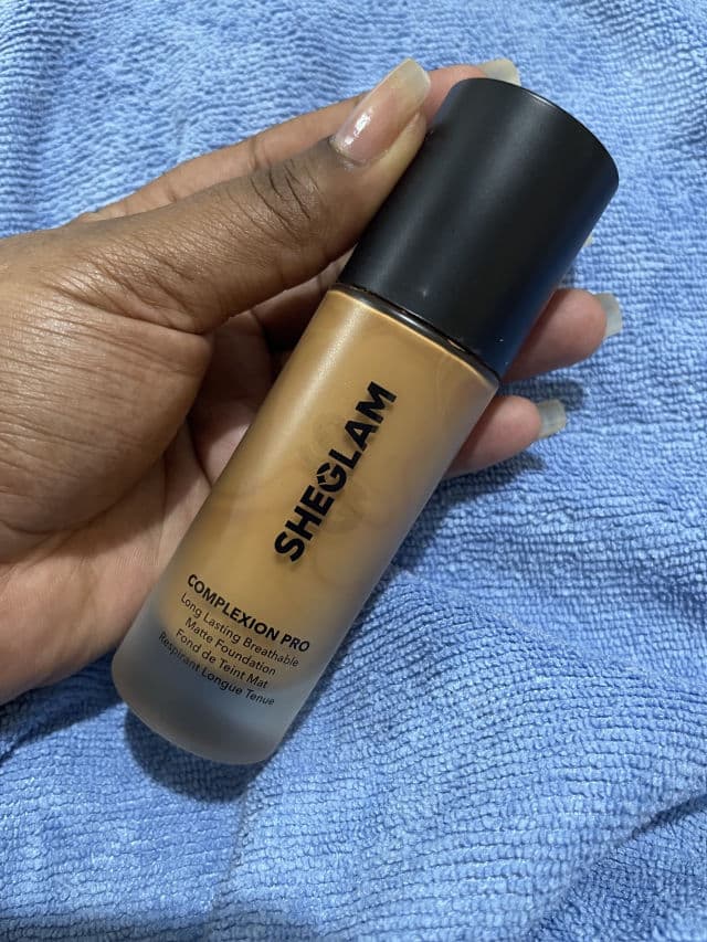 SHEGLAM Complexion Pro Long Lasting Breathable Matte Foundation review photo by nicolbonillacontact