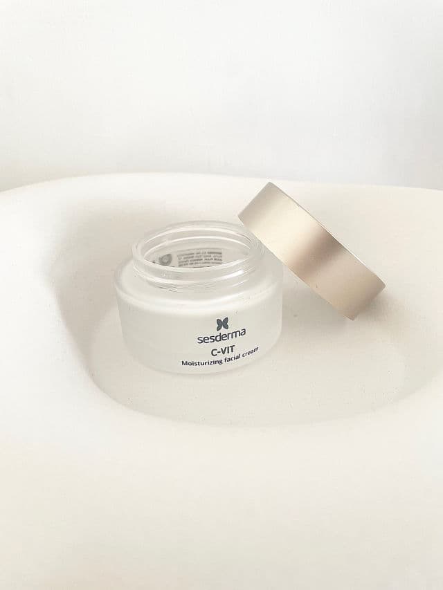 Sesderma C-Vit Moisturizing Facial Cream review photo by pamarnedo