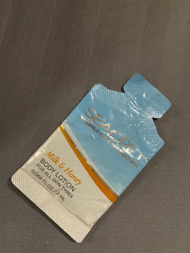 Seacret Ocean Mist Body Lotion review photo by NguyenAndOngLy