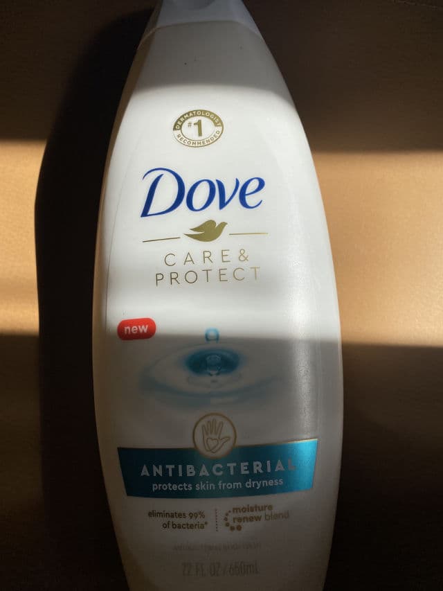 Dove Care & Protect Antibacterial Body Wash review photo by NguyenAndOngLy