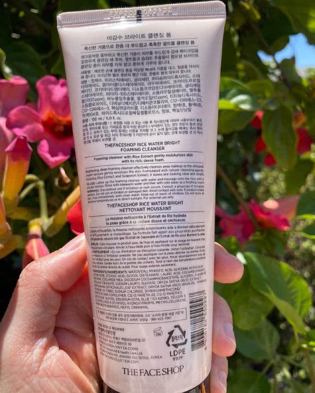 THE FACE SHOP Rice Water Bright Foaming Cleanser review photo by NguyenAndOngLy