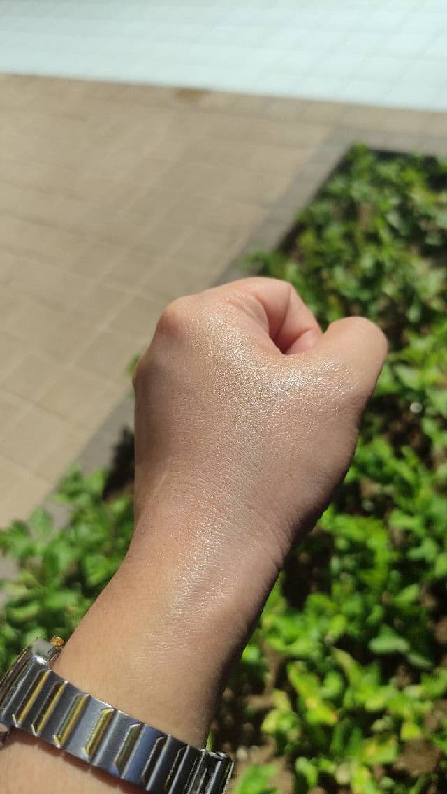 Cathy Doll Ultra Light Sun Fluid SPF50 PA++++ review photo by Apweel