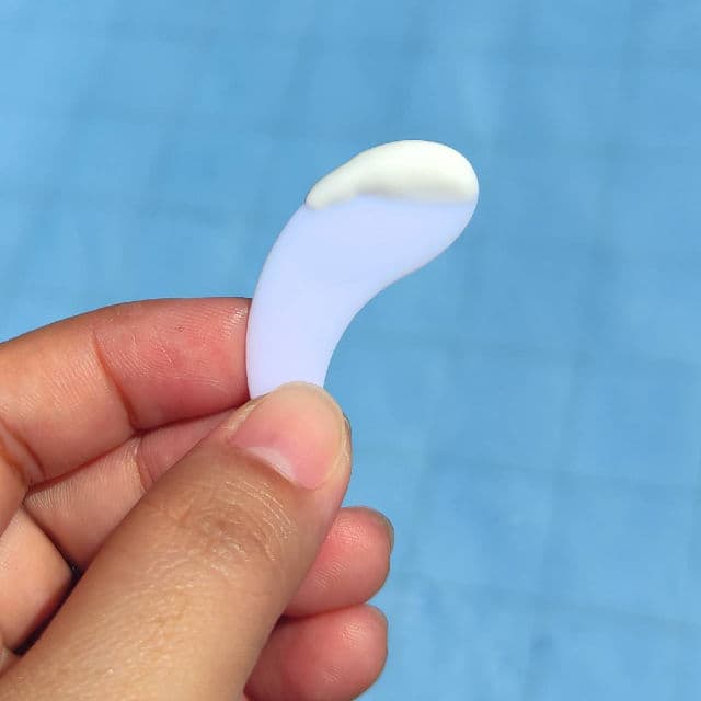 Label Young Shocking Vitamin Milk Whitening Cream review photo by Apweel