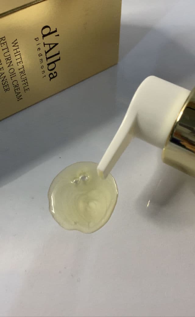 D' Alba Piedmont White Truffle Return Oil Cream Cleanser review photo by aprianiamr
