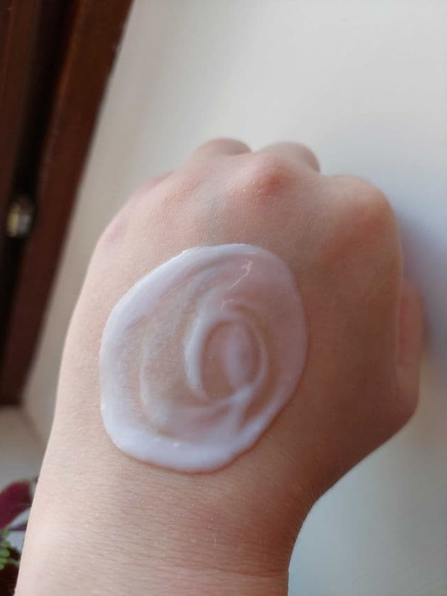 Jowaé Soothing Cleansing Milk review photo by hydrationplease