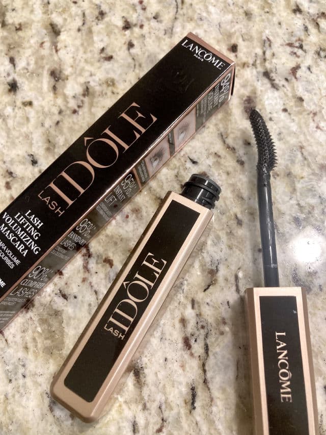Lancome Lash Idole Lash Lifting & Volumizing Waterproof Mascara review photo by smellysharpie