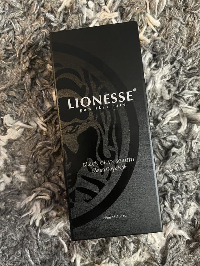 Lionesse Black Onyx Serum review photo by EyeNez
