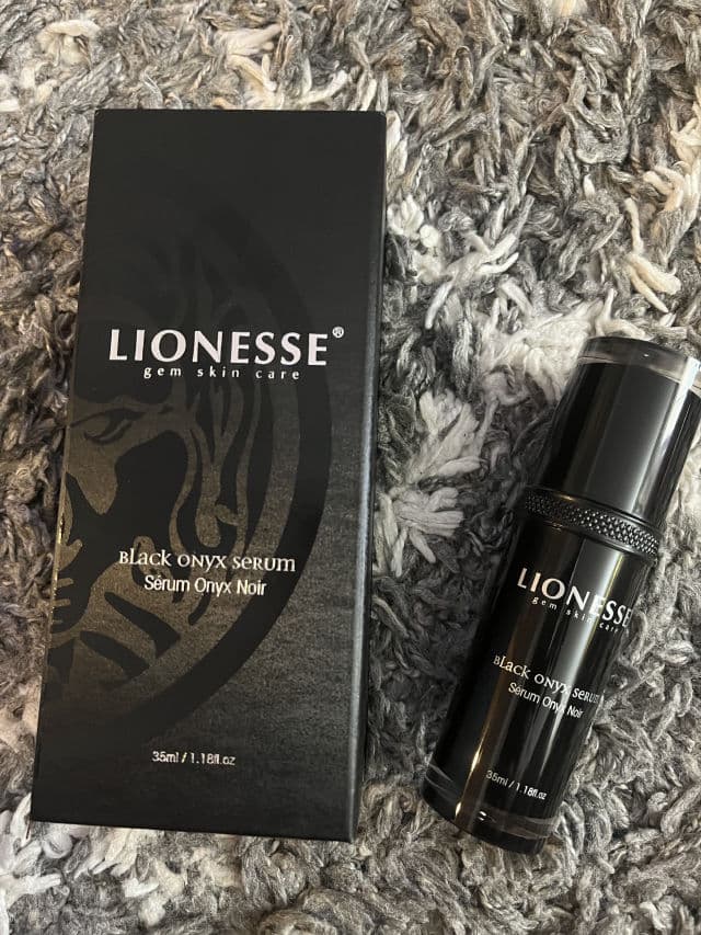Lionesse Black Onyx Serum review photo by EyeNez