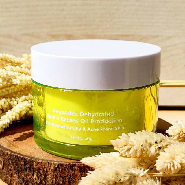 Azarine Pure Radiance Barrier Moisturizer review photo by MuslimDarmawan