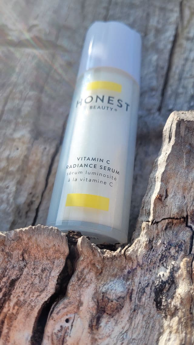 Honest Beauty Vitamin C Radiance Serum review photo by saracristina