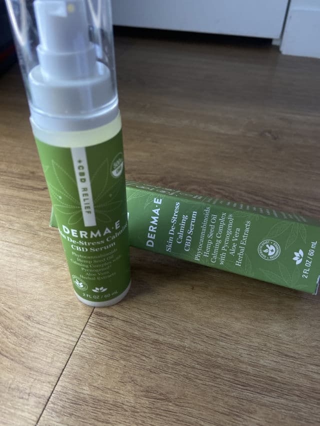 derma e Skin De-Stress Calming CBD Serum review photo by katydee