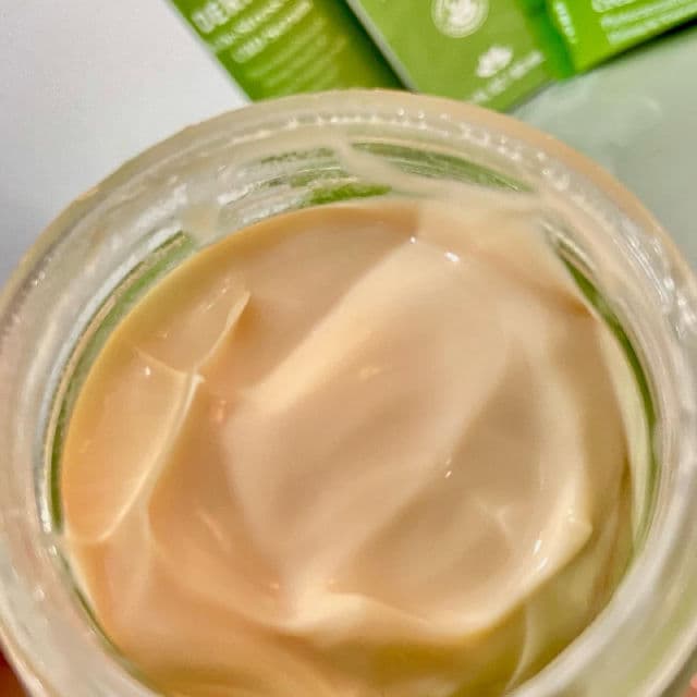 derma e Skin De-Stress Calming CBD Serum review photo by katydee