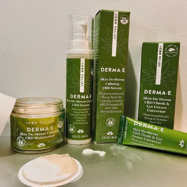 derma e Skin De-Stress Calming CBD Serum review photo by katydee