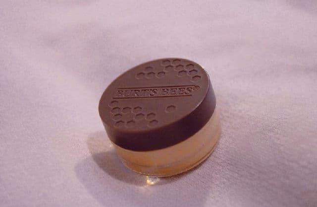 Burt's Bees Conditioning Lip Scrub review photo by DianaJ