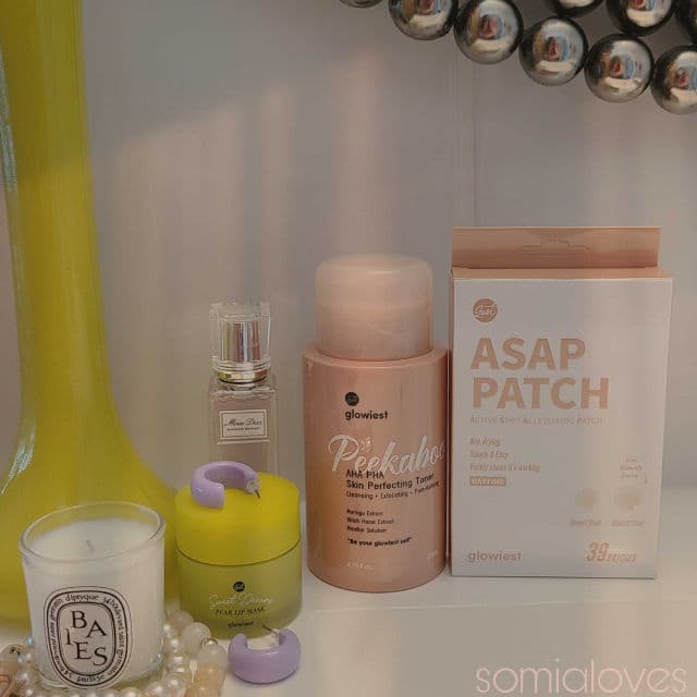 Glowiest Peekaboo AHA PHA Skin Perfecting Toner review photo by somialoves