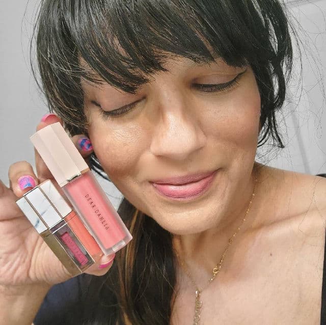 Dear Dahlia 01 Seduction review photo by somialoves