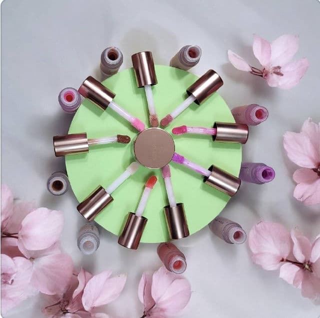 Lawless Forget The Filler Lip Plumping Line Smoothing Gloss review photo by somialoves