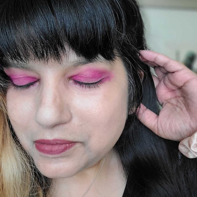 Violet Voss Sakura Blossom Palette review photo by somialoves