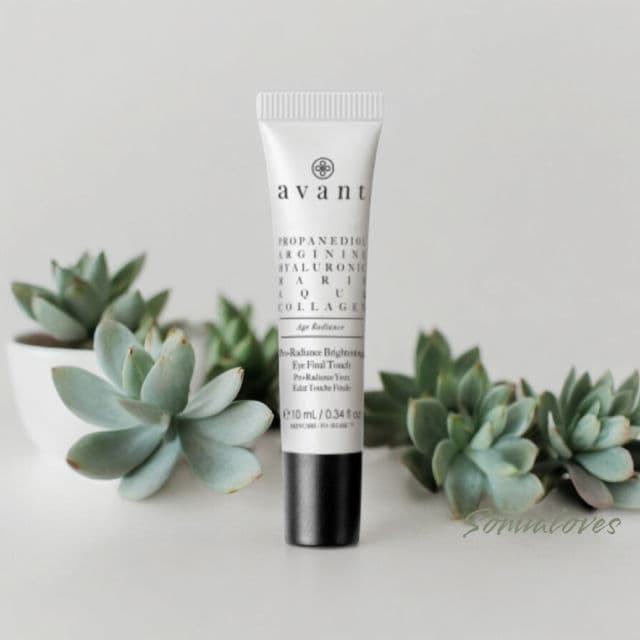Avant Skincare Pro-Radiance Brightening Eye Final Touch review photo by somialoves