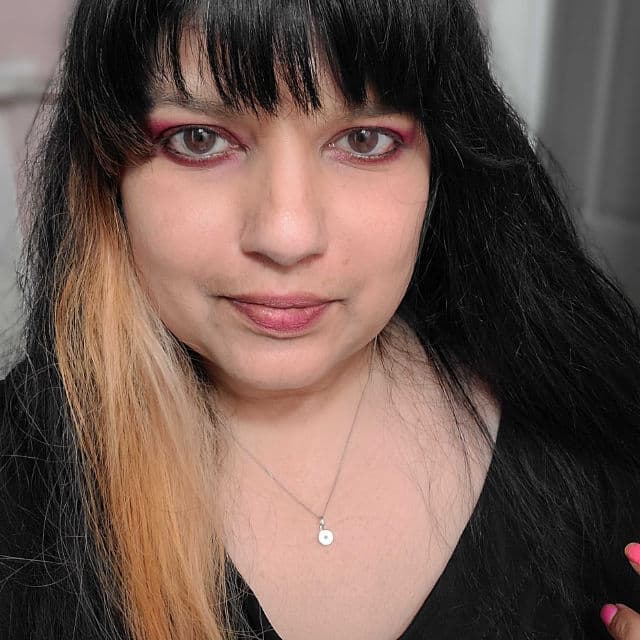 Violet Voss Sakura Blossom Palette review photo by somialoves