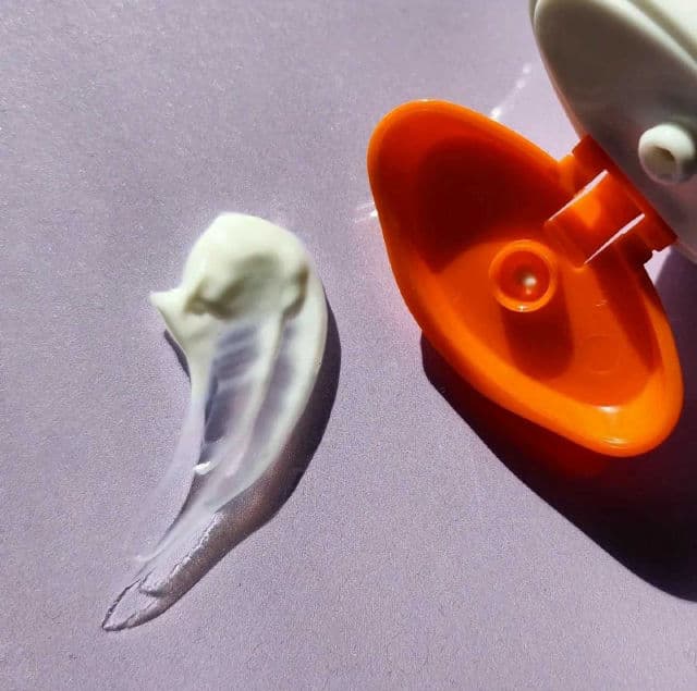 Shiseido Urban Environment Sun Care Dual Fresh Moisture Hyaluronic Acid SPF 42 review photo by nineliveskat