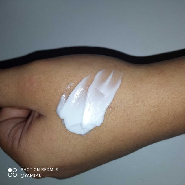 Alo Yoga Luminizing Face Moisturizer review photo by YamiPj