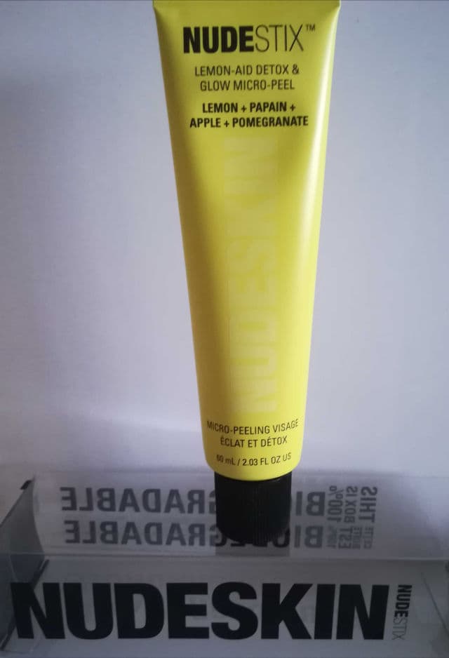 Nudestix Lemon-Aid Detox & Glow Micro-Peel review photo by dfs