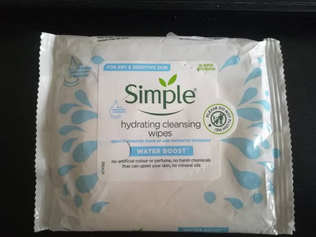 Simple Water Boost Hydrating Cleansing Wipes review photo by dfs