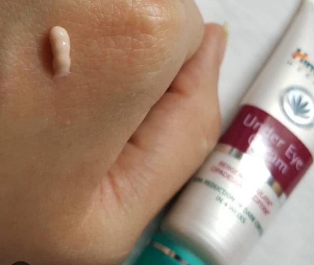 Himalaya Herbals Under Eye Cream review photo by prani613