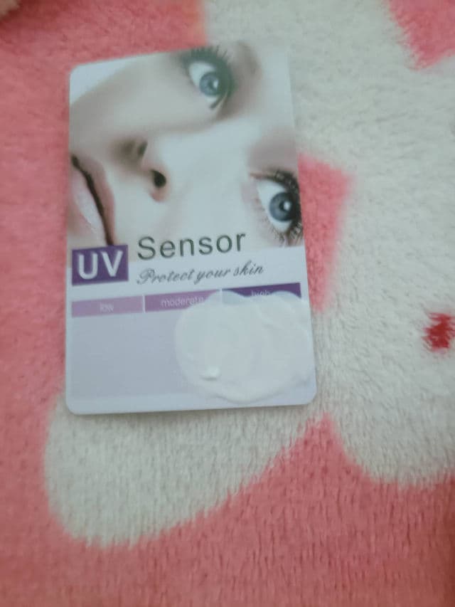 The Mango Flamingo Lite Sheer UV Shield SPF30 review photo by Jamalia