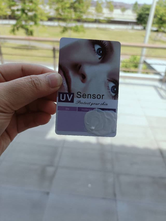 The Mango Flamingo Lite Sheer UV Shield SPF30 review photo by Jamalia