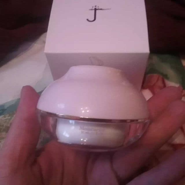 Juvia’s Skin The Peptide And Ceramide Cream review photo by Picky36781