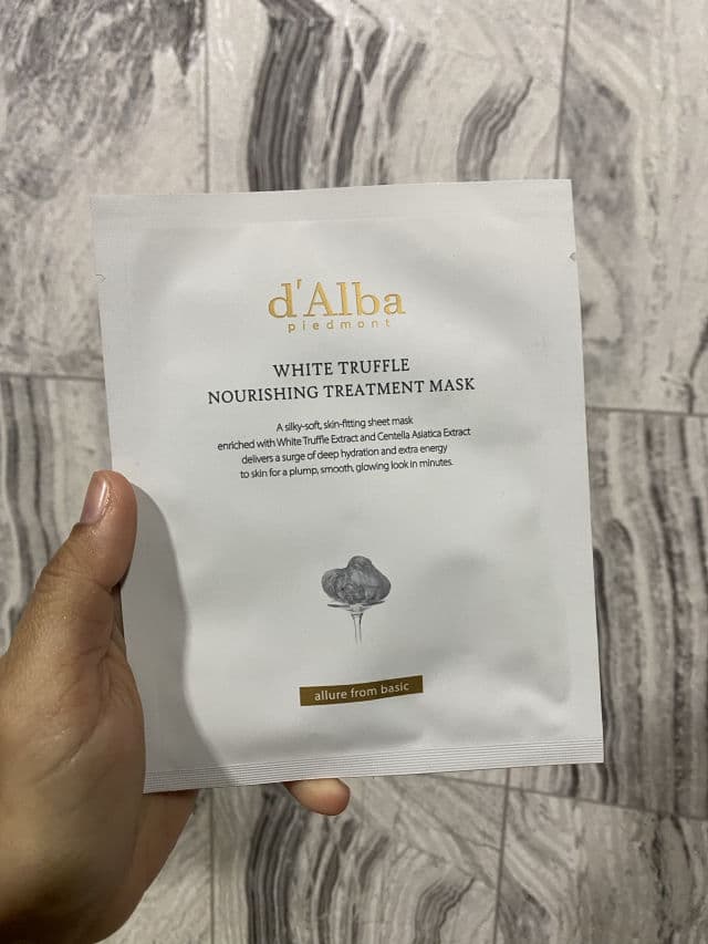 D' Alba Piedmont White Truffle Nourishing Treatment Mask review photo by cikbskincarestories