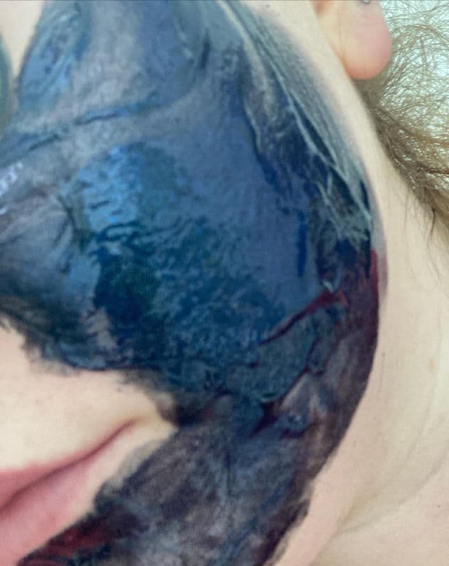 que bella Recharge & Restore Moonstone Glitter Gel Mask review photo by Skincareandfood