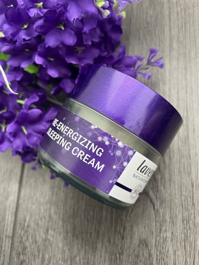 Lavera Naturkosmetik Re-Energizing Sleeping Cream review photo by Skincareandfood