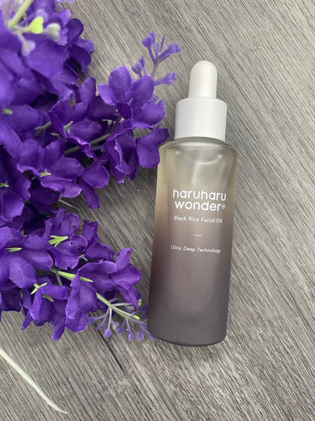 HaruHaru WONDER Black Rice Facial Oil review photo by Skincareandfood