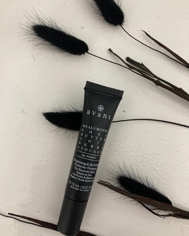 Avant Skincare Brightening & De-Puffing Hyaluronic Overnight Eye Recovery Mask review photo by Skincareandfood