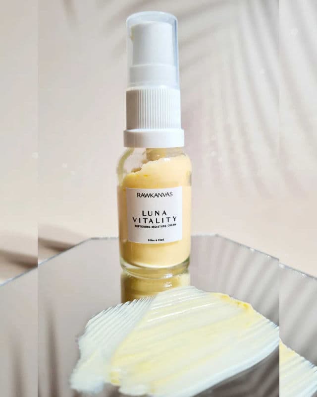 Rawkanvas Luna Vitality: Restoring Moisture Cream review photo by Minabutt