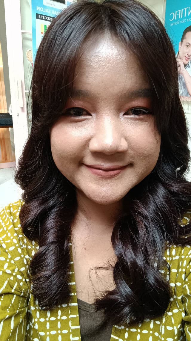 Wardah Colorfit Velvet Powder Foundation review photo by endennuraeni