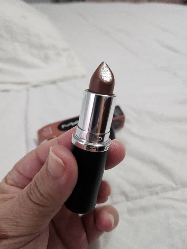 MAC Satin Lipstick review photo by Milian