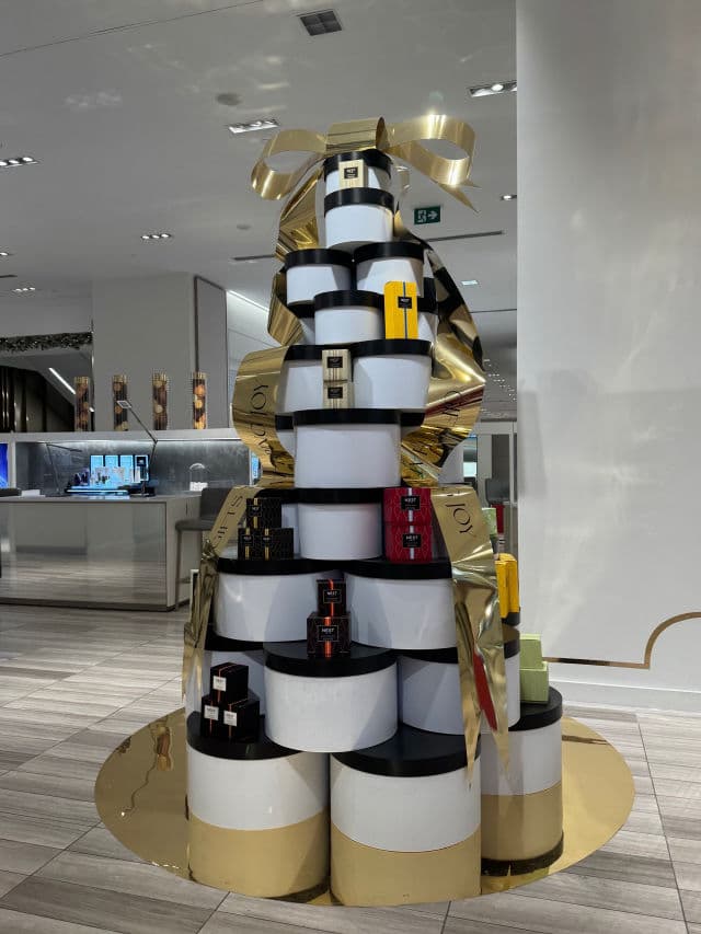 YSL Beauty Rouge Volupte Shine Lipstick Balm - 07 Rose Infinite review photo by roseyu99