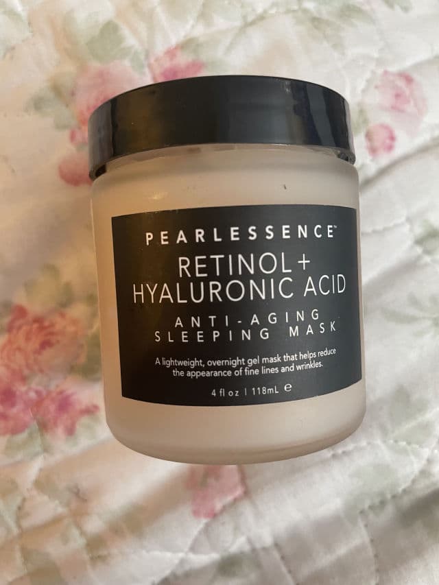Pearlessence Retinol + Hyaluronic Acid Anti-Aging Sleep Mask review photo by Pastelem0